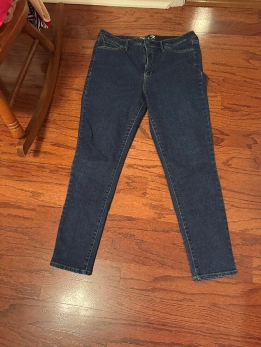 SEVEN FAM LADIES BLUE JEANS, SIZE 14